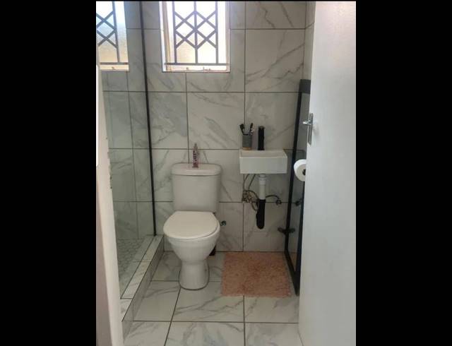 2 BEDROOM HOUSE FOR SALE IN PROTEA GLEN EXT